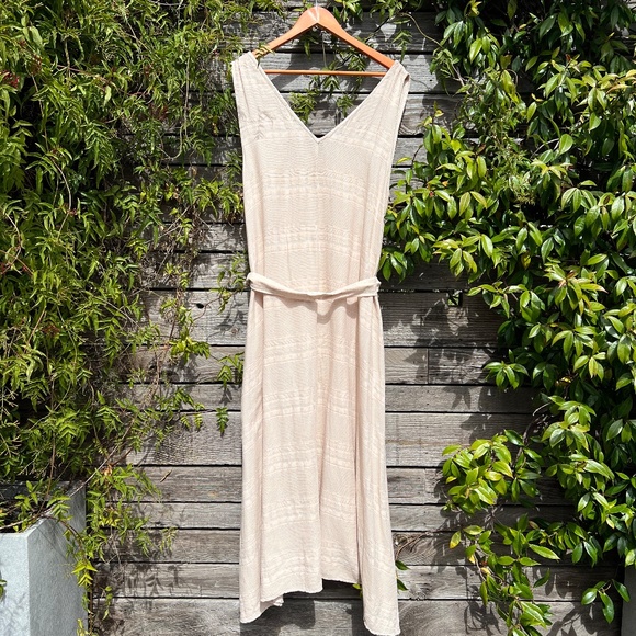 LACAUSA Sleeveless Dusty Blush Maxi Dress, Size Medium - Picture 5 of 5